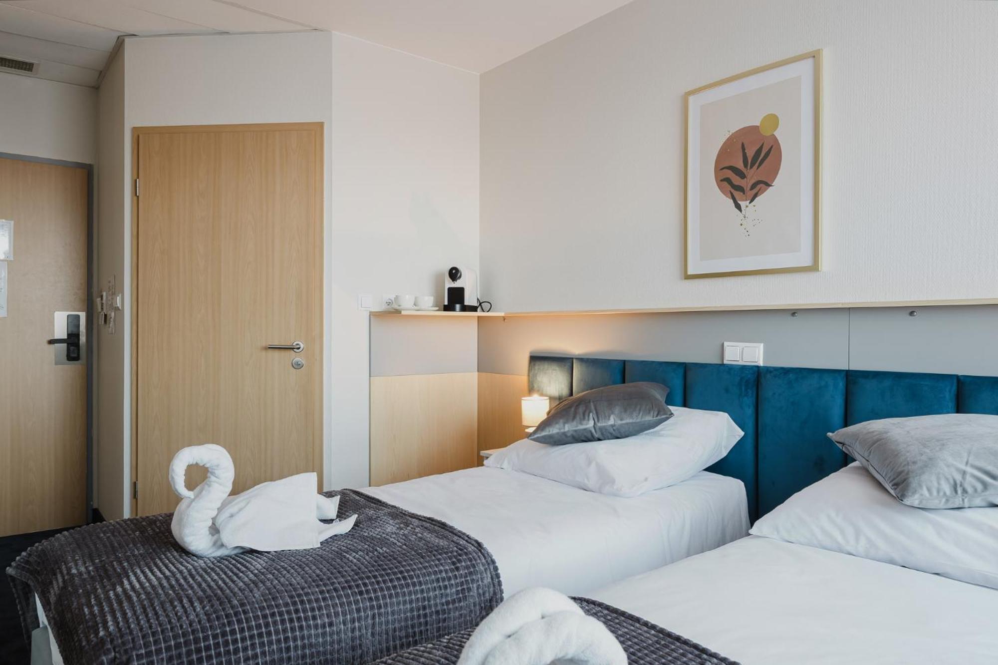 Silver - - By Kramm Aparthotel *